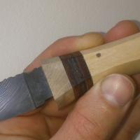 Fixe feuilleté, manche bouleau, cuir, noyer